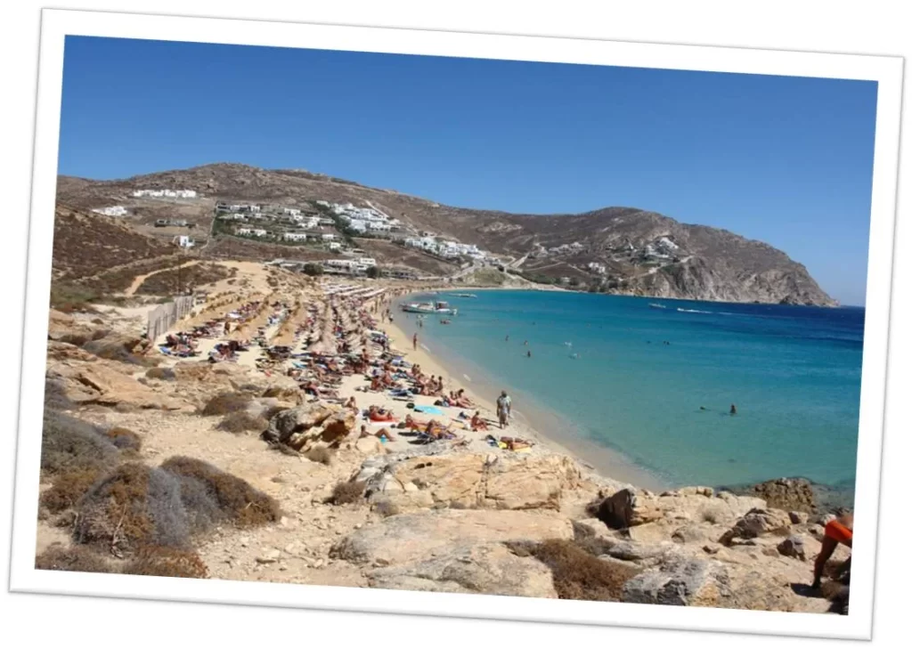 Playa gay de Mykonos, Playa Elia